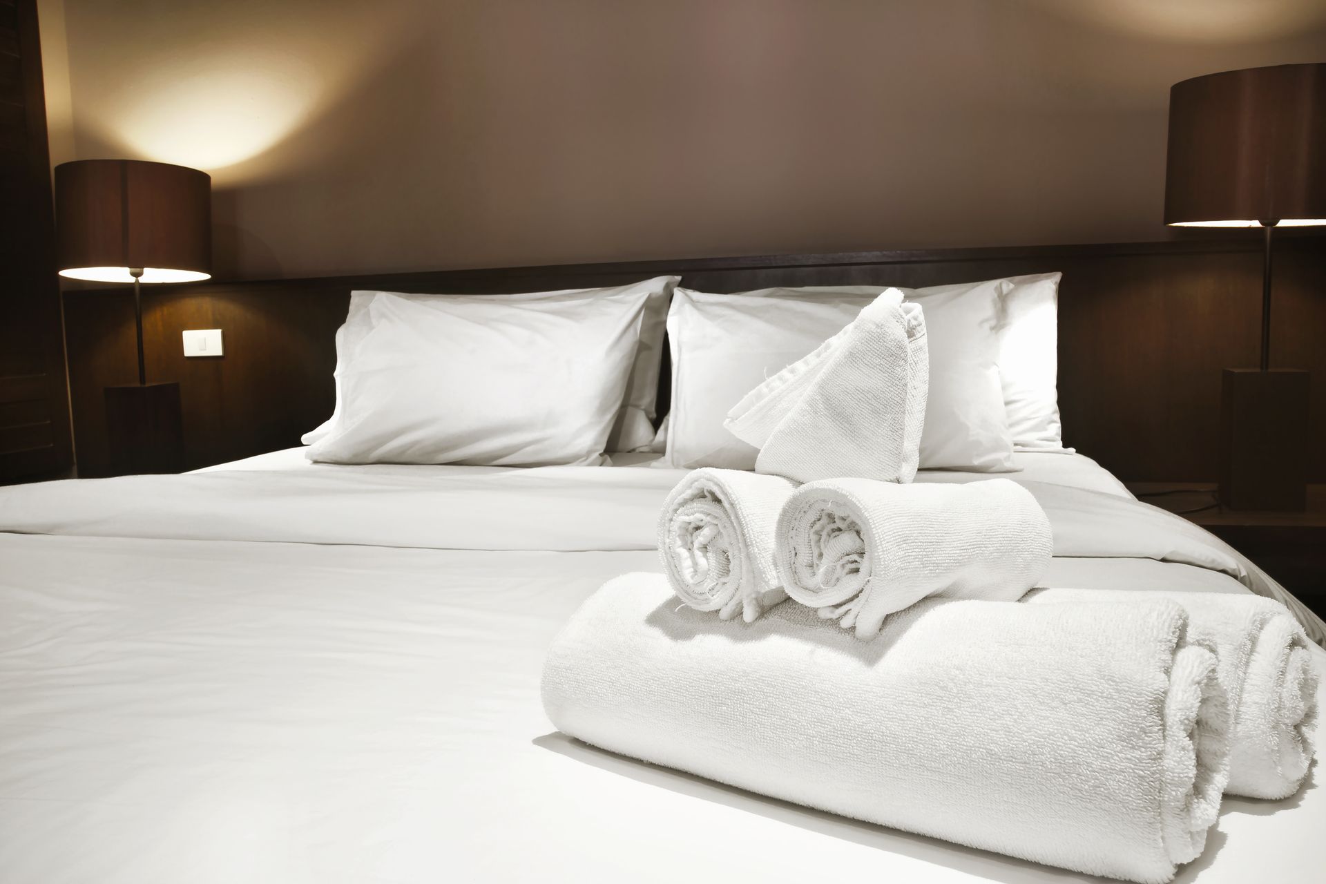 Das können Sie zu Hause machen: ein unglaublicher Trick von Hotels, um Kissen zu waschen, damit sie immer wie neu aussehen